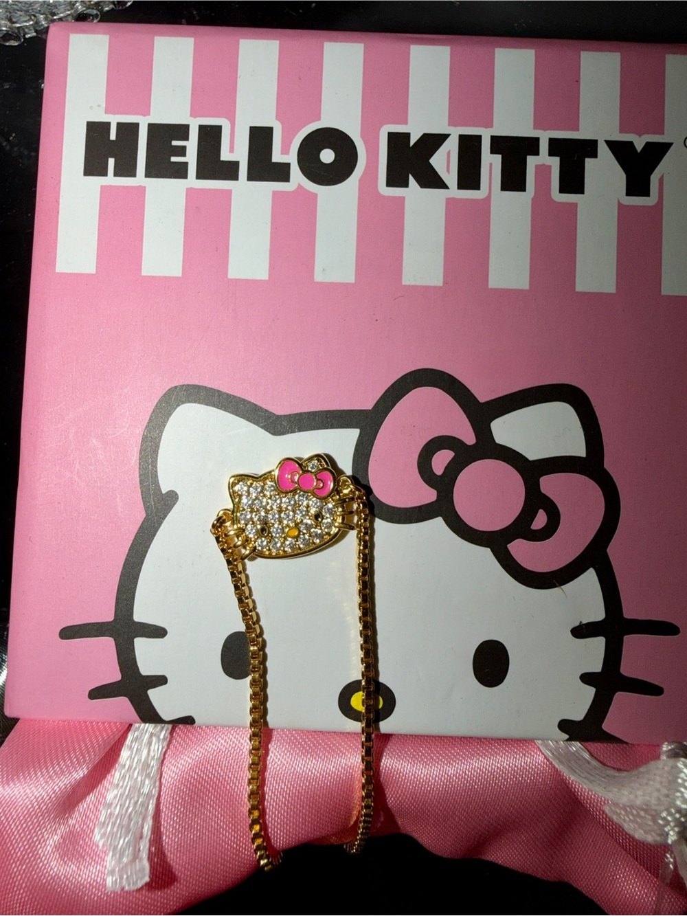 Hello Kitty Gold Crystal Pendant bracelet with Pink Bow